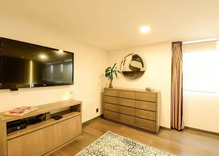 Fancy In Heart Of Polanco// 6 Guest Mexico City