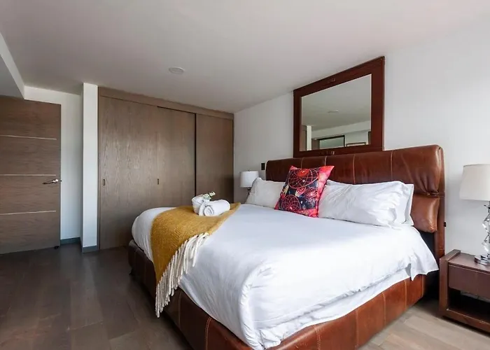 Fancy In Heart Of Polanco// 6 Guest * Mexico City