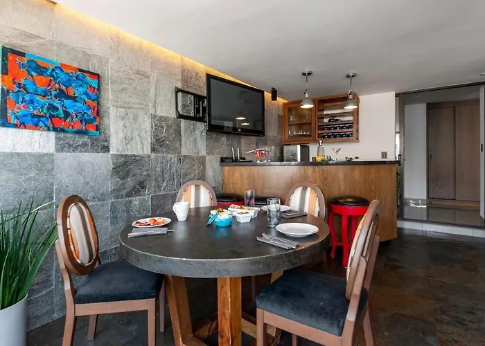 Fancy In Heart Of Polanco// 6 Guest Apartment