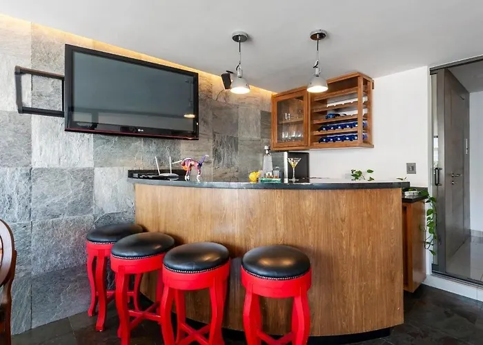 Fancy In Heart Of Polanco// 6 Guest Apartment Mexico City