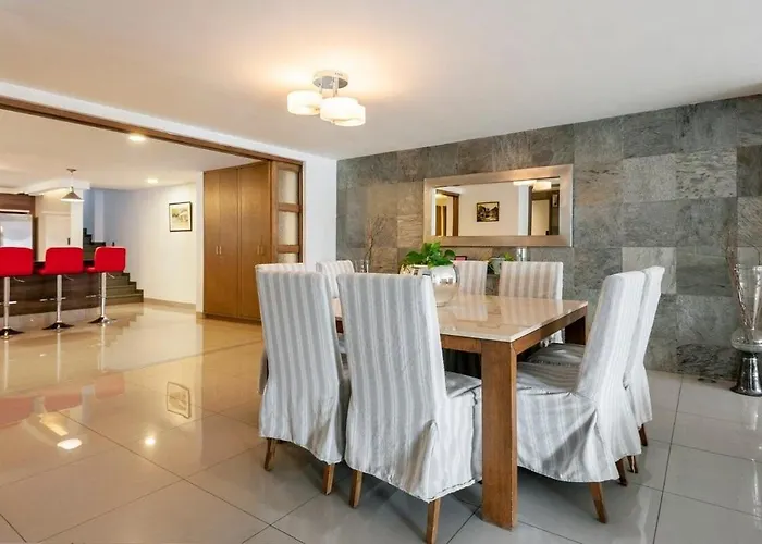 Fancy In Heart Of Polanco// 6 Guest Mexico City